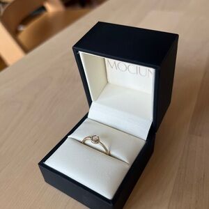 Mociun Diamond Ring Yellow Gold Bezel